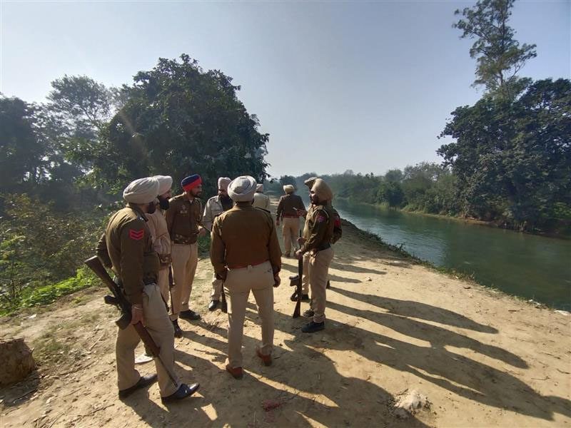 Punjab : पंजाब के अमृतसर में पुलिस के साथ मुठभेड़ के बाद गैंगस्टर मारा गया