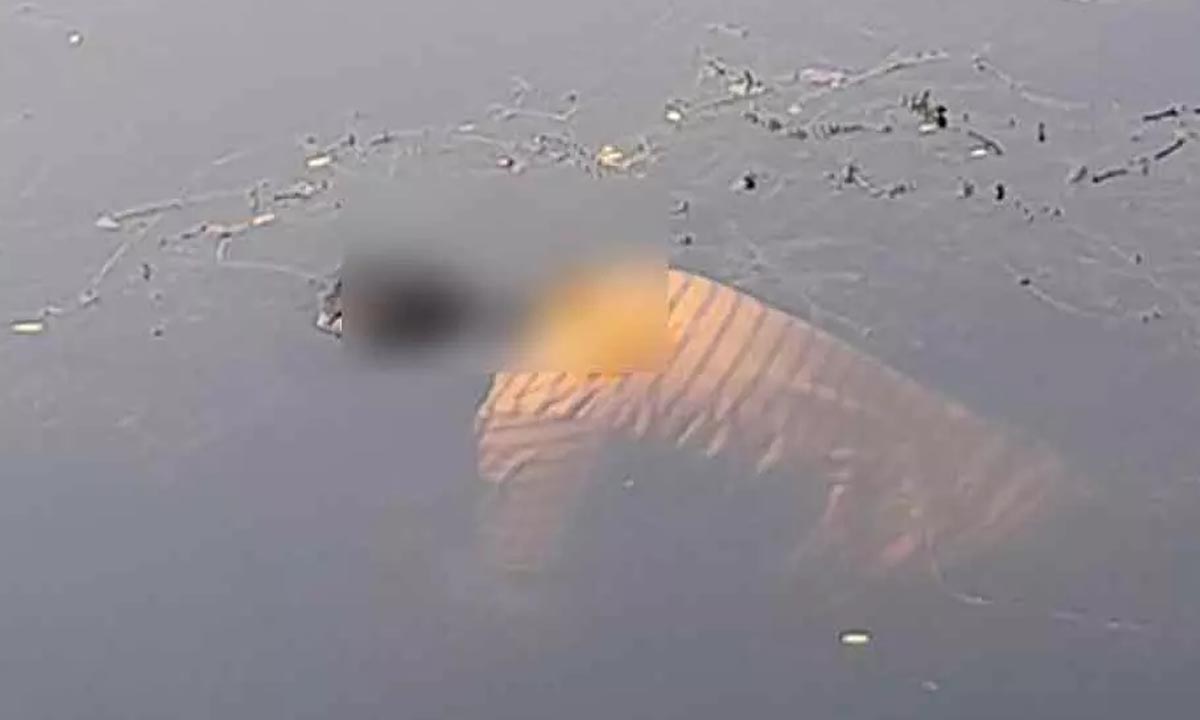 लापता 50 वर्षीय वन रेंजर का शव झील से मिला