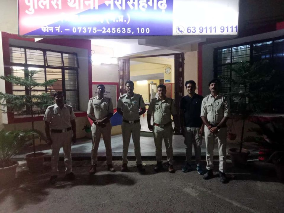 नाबालिग बालिका से छेड़छाड़ करने वाला फरार आरोपित गिरफ्तार