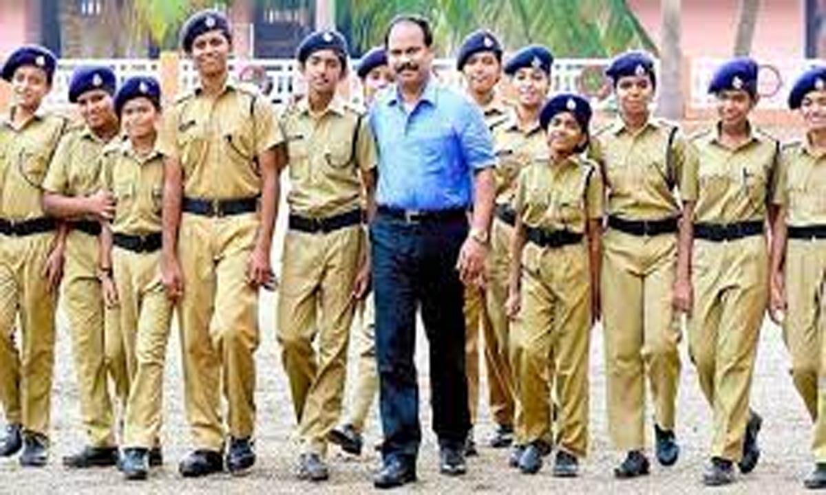 एचपीएस ने छात्रों को उत्कृष्टता हासिल करने के लिए प्रेरित किया: राष्ट्रपति