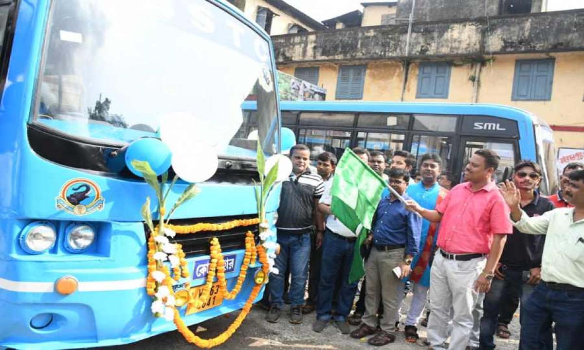 Cooch Behar News: नई सेवाएं शुरू करने के लिए उत्तर बंगाल राज्य परिवहन निगम को 43 बसें मिलीं