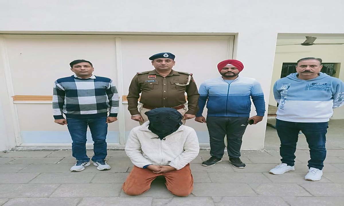 क्राइम ब्रांच ने स्नैचिंग मामले में दो को पकड़ा