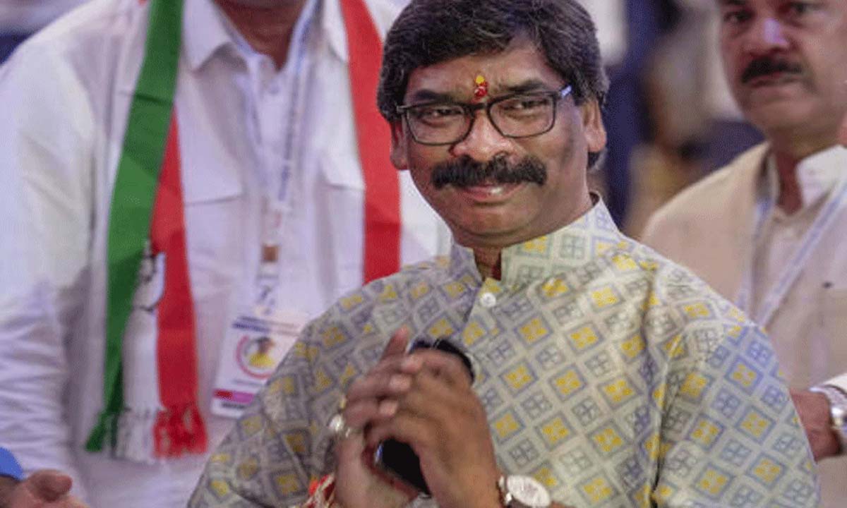 ईडी ने झारखंड के सीएम हेमंत सोरेन को मनी लॉन्ड्रिंग मामले में पूछताछ के लिए 12 दिसंबर को बुलाया