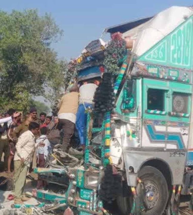 ड्राइवर समेत 3 की मौत, तीन जगह हुए बड़े हादसे