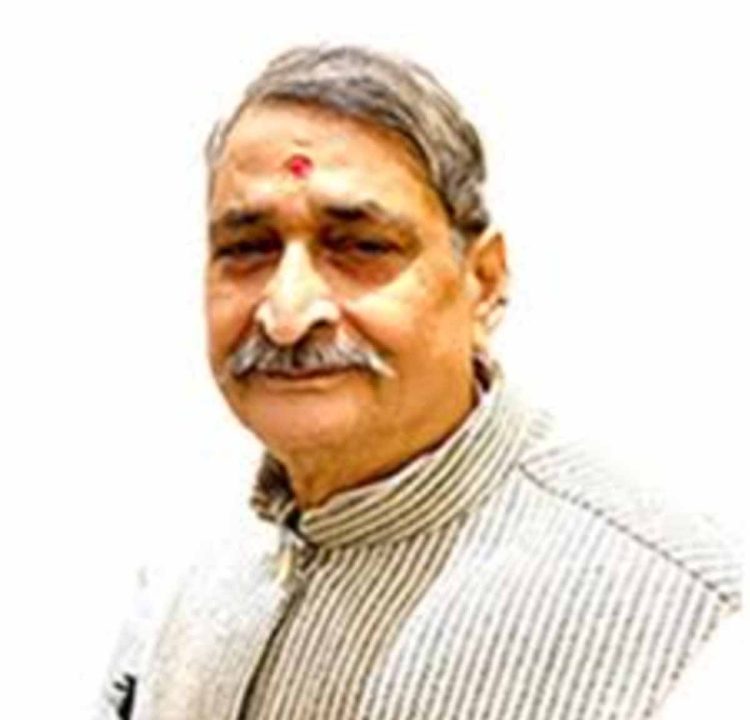 भारत का खजाना भरते सात समंदर पार बसे भारतीय