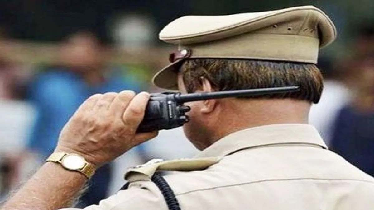 बेखौफ बदमाश ने मचाया आतंक, बुजुर्ग महिला को गिराया, फिर...