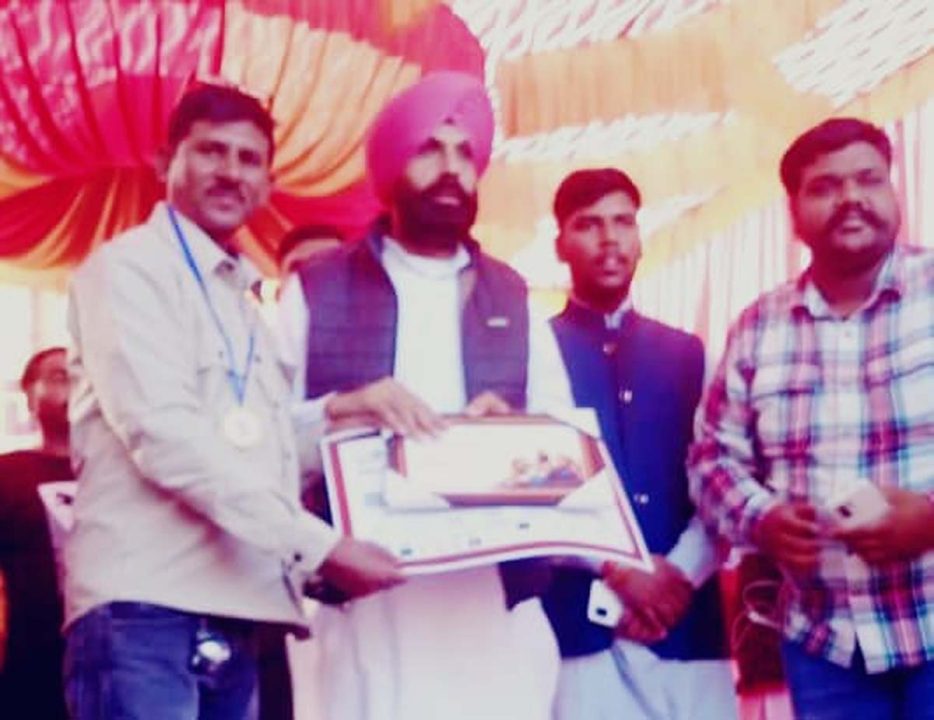रक्तमित्र समूह को पंजाब में मिला नेशनल सेव ह्यूमनिटी अवार्ड 2023