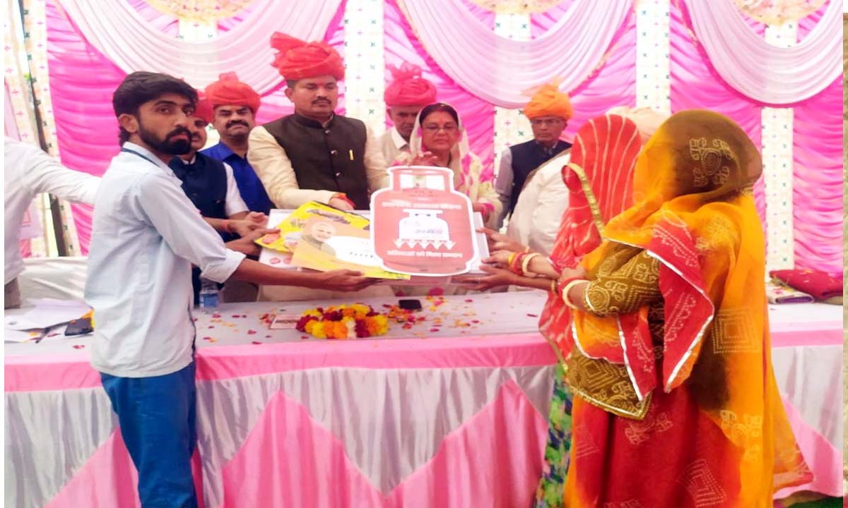 Jalore : विकसित भारत संकल्प यात्रा के तहत भैंसवाड़ा, रायपुरिया, सिवणा, सांगाणा, तेजा की बेरी, जोडवाड़ा व तवाब ग्राम पंचायत