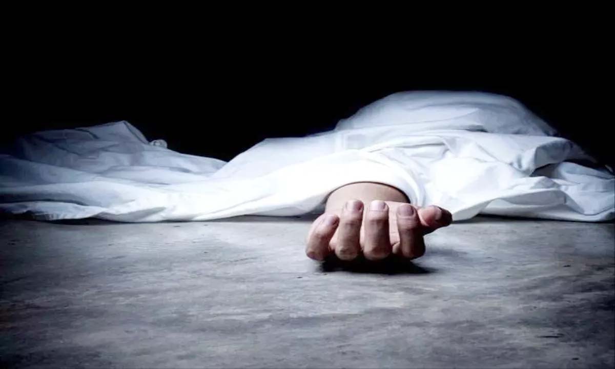 Deoria : जमीन विवाद में महिला की पीटकर हत्या