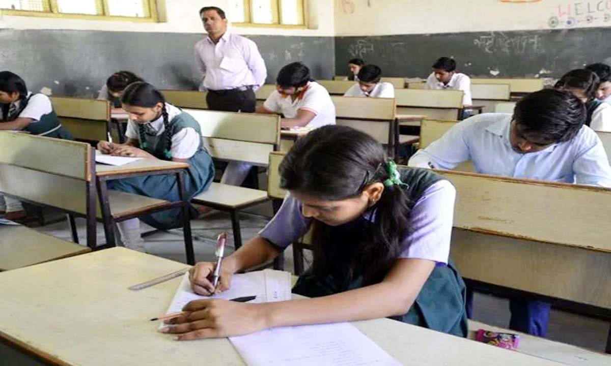 board exam : माध्यमिक शिक्षा परिषद की सभी सेवाओं में तत्काल प्रभाव से 6 माह , हड़ताल पर रोक