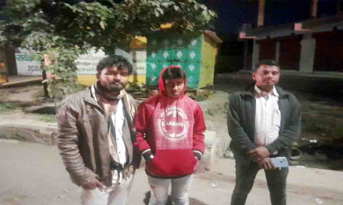 Dungarpur : चाइल्ड हेल्पलाइन ने बालक को दिया सहारा फोटो संलग्न: