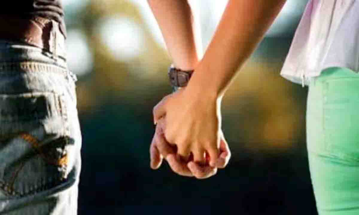 रात में प्रेमिका से बिगड़ी बात, प्रेमी ने कीटनाशक पदार्थ खर की जान देने की कोशिश