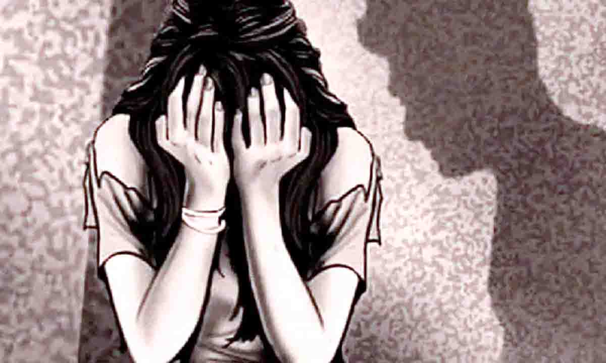 बिहार के इन अधिकारी और कर्मचारी पर युवती ने लगाया आरोप नौकरी का झांसा देकर किया गैंगरेप