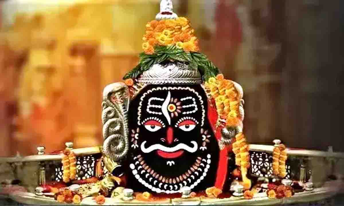 साल का आखिरी प्रदोष व्रत, जाने तारीख और मुहूर्त