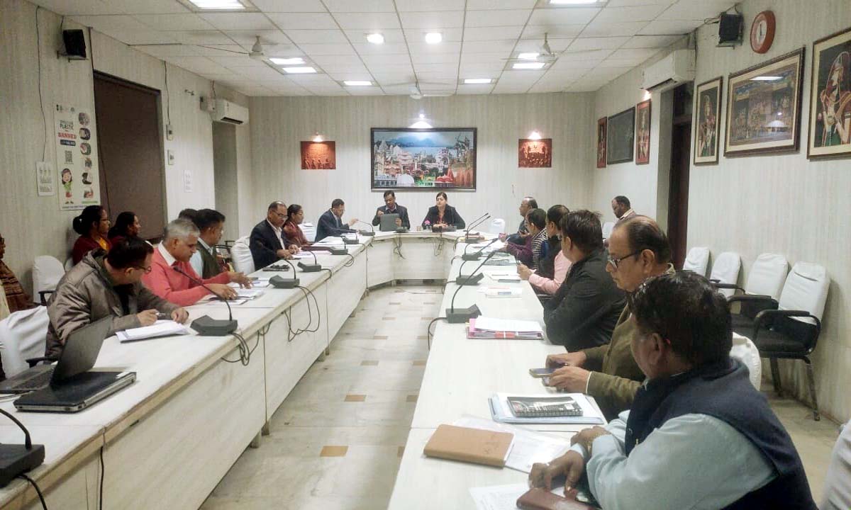 विकसित भारत संकल्प यात्रा समीक्षा बैठक आयोजित