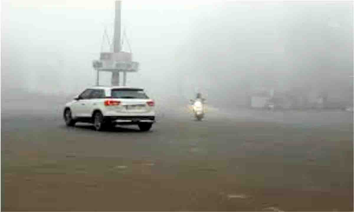अंबाला में नवंबर के बाद दिखी मौसम की पहली धुंध