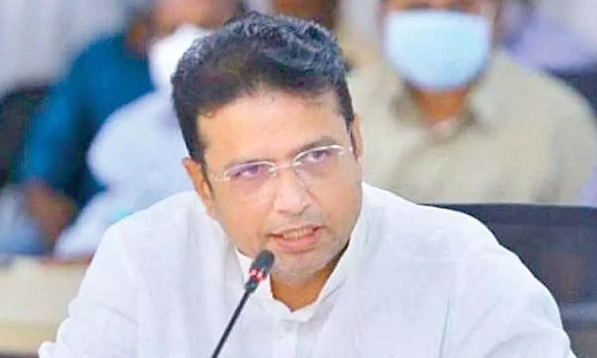 आईटी मंत्री ने तेलंगाना में समावेशी विकास का वादा किया