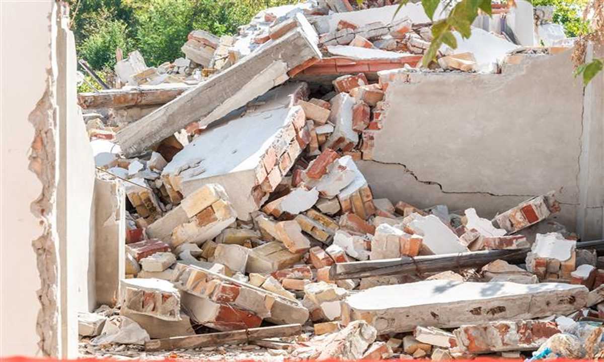 दीवार गिरने से मरने वालों की संख्या बढ़कर 8 हुई