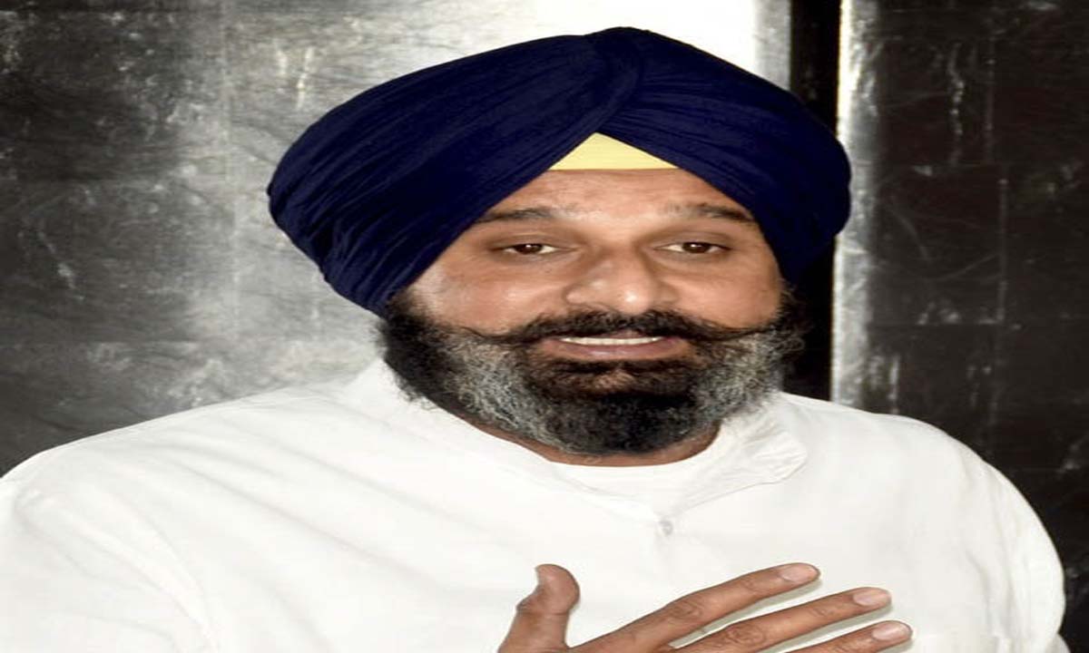 SIT ने बिक्रम मजीठिया को समन भेजा