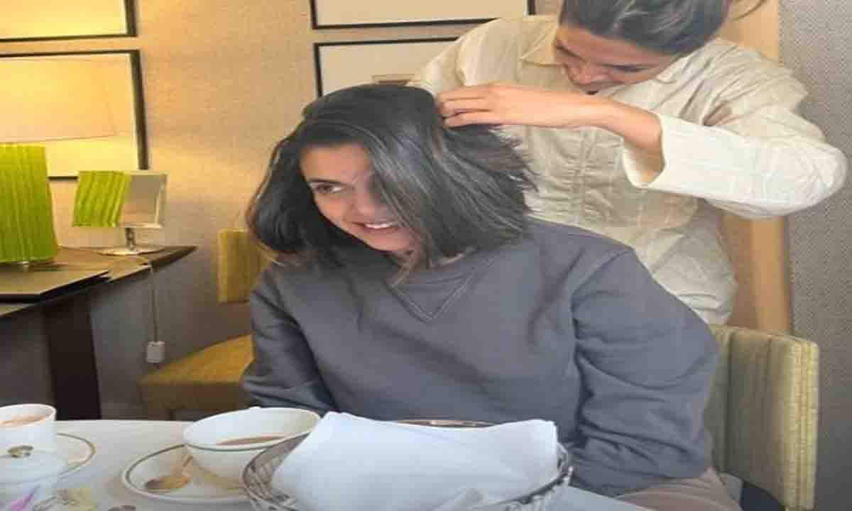 दोस्त के लिए हेयर स्टाइलिस्ट बनीं दीपिका पादुकोण