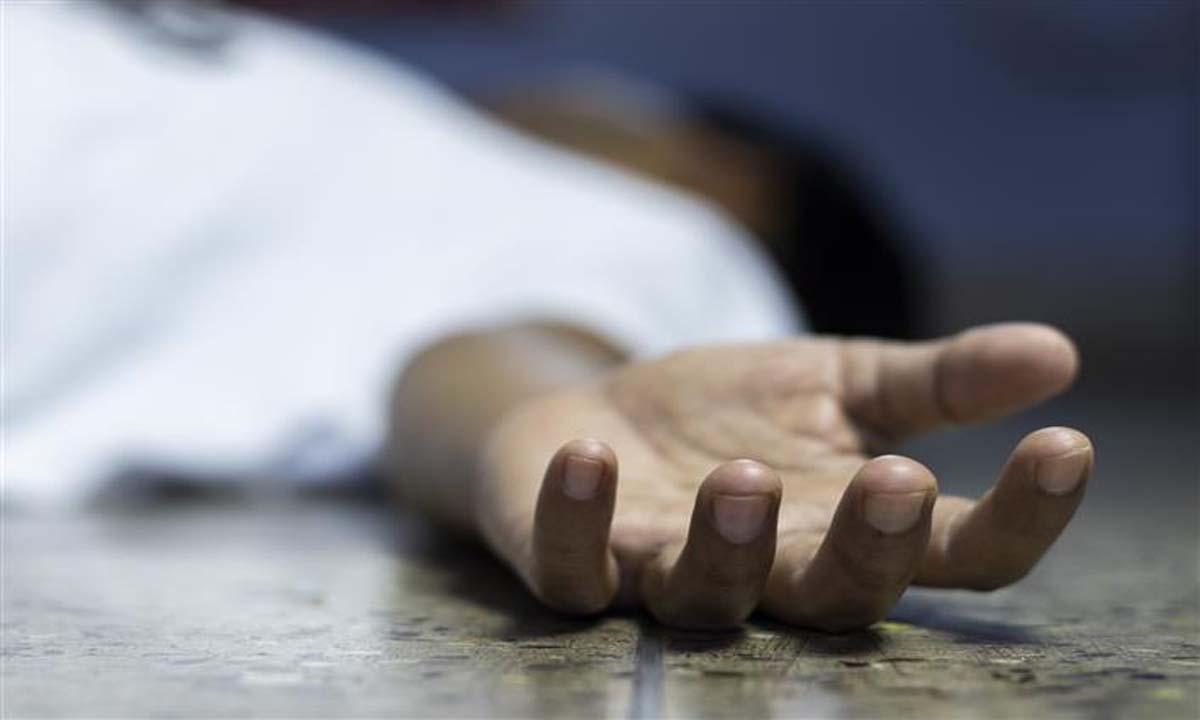 छात्र ने हॉस्टल में लगाई फांसी, जाँच शुरू