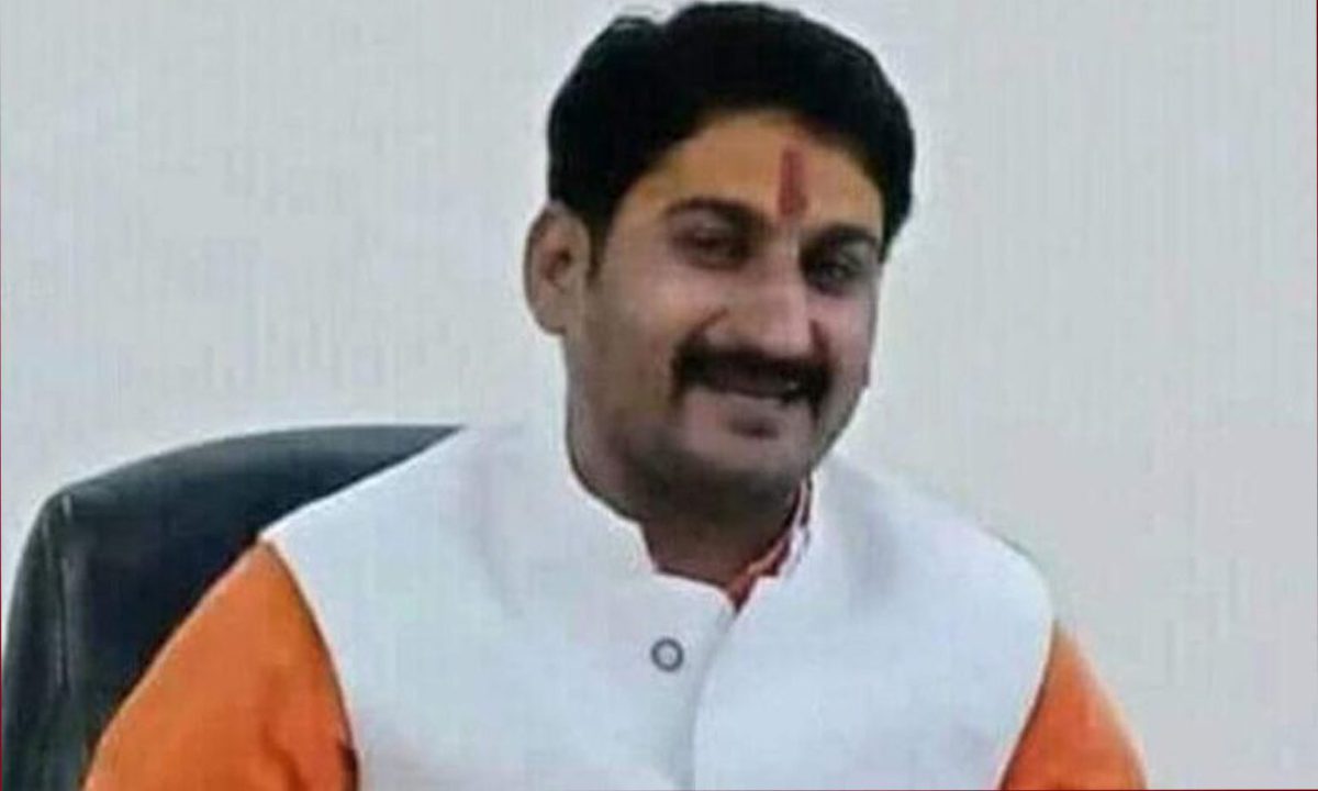 मांस के विक्रय में प्रतिबंध का कदम सराहनीय- महेश तिवारी