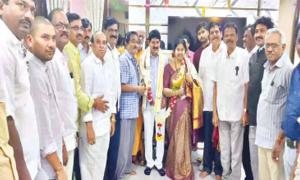 विधायक तेलम वेंकट राव ने 'हरित भद्राद्री' की सराहना की
