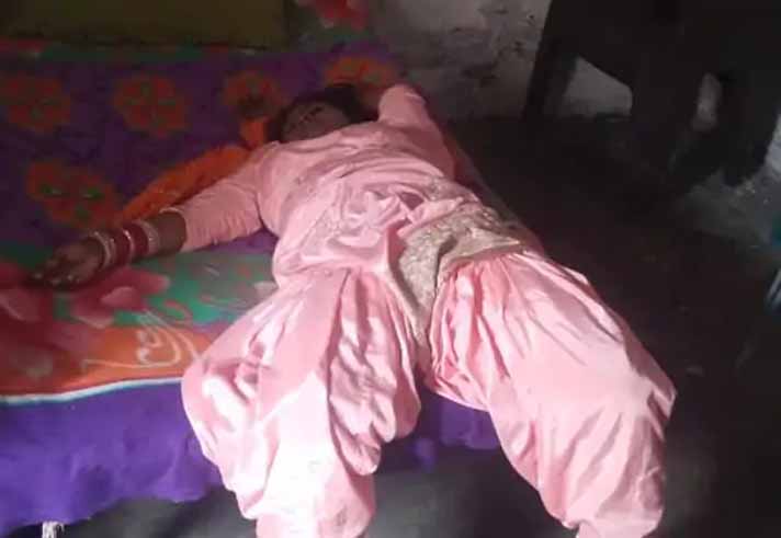 4 महीने पहले हुई शादी, अब कमरे में मिली नवविवाहिता लाश