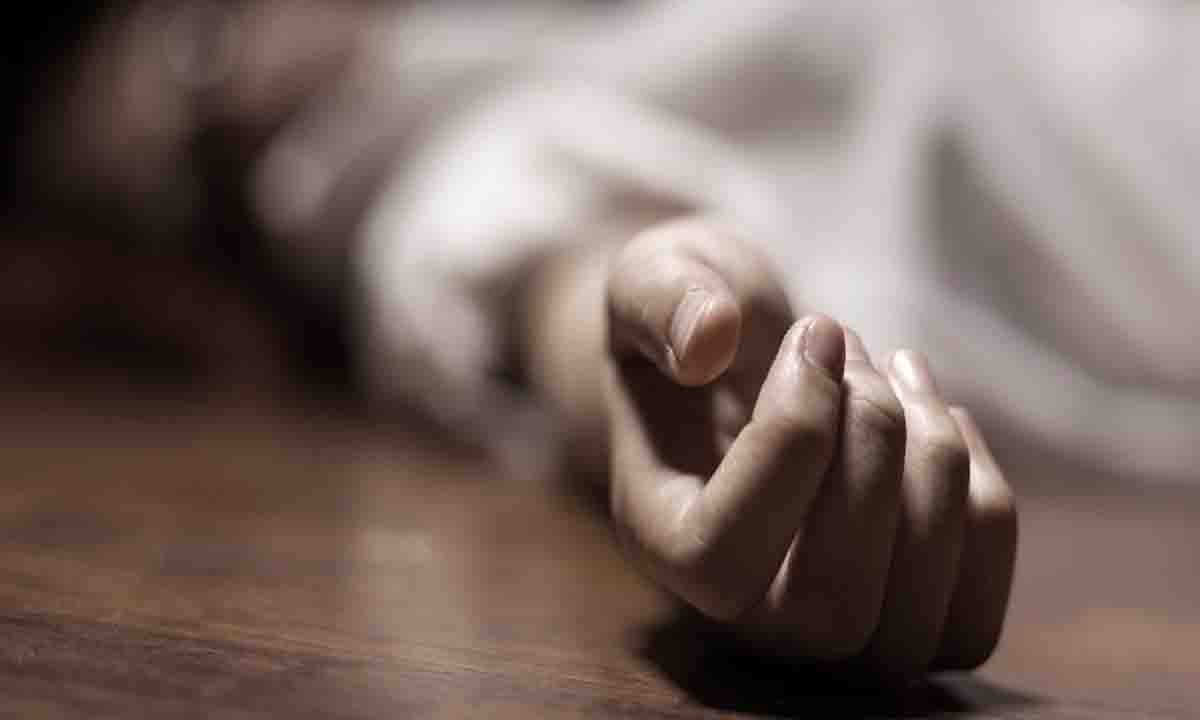 हॉस्टल की चौथी मंजिल से कूदी छात्रा, मौत