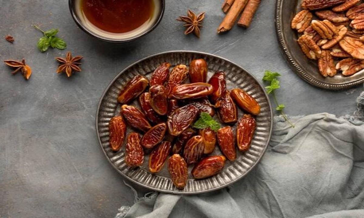 Dates will keep you fit : खजूर का सेवन करेअपने दिन की शुरुआत ,दिनभर रहेंगे फिट