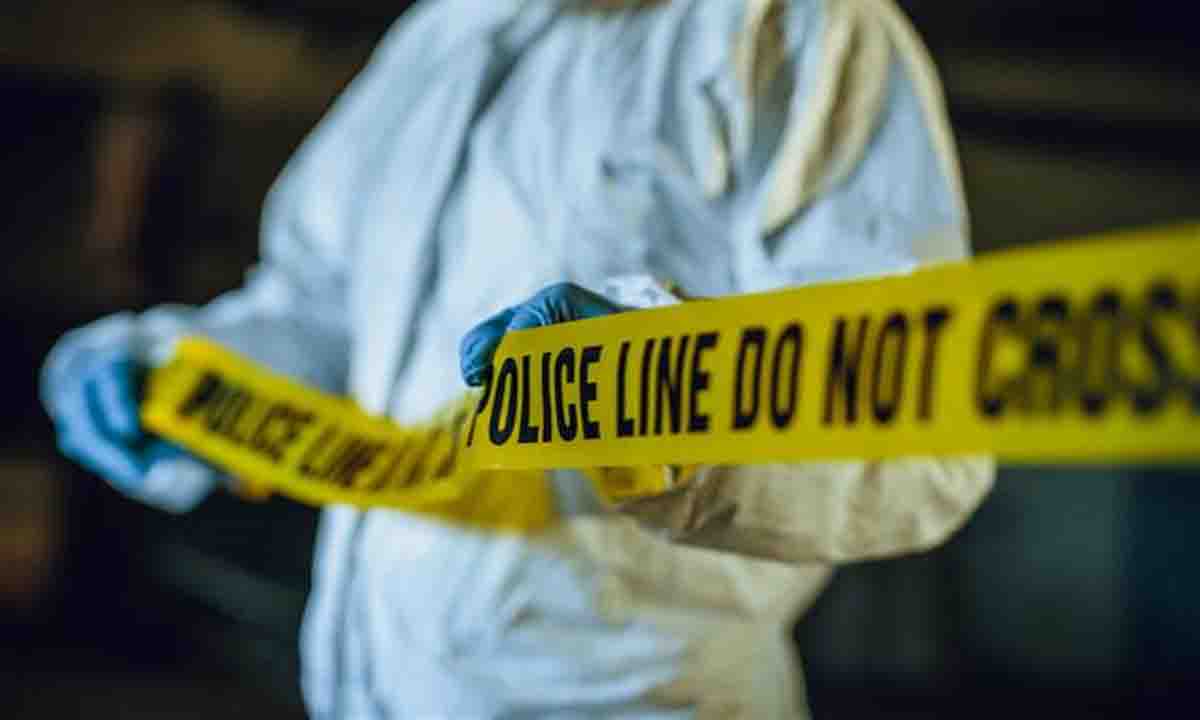 पति ने पत्नी और तीन बेटियों को उतारा मौत के घाट, और खुद ने की...