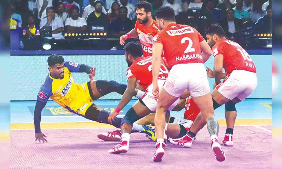 राकेश ने गुजरात को थलाइवाज पर रोमांचक जीत दिलाई