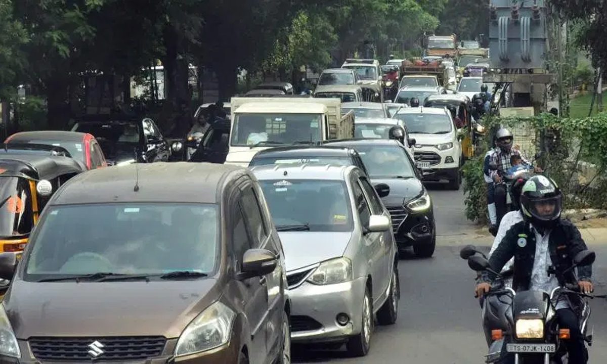 नए साल के जश्न के लिए यातायात पर प्रतिबंध