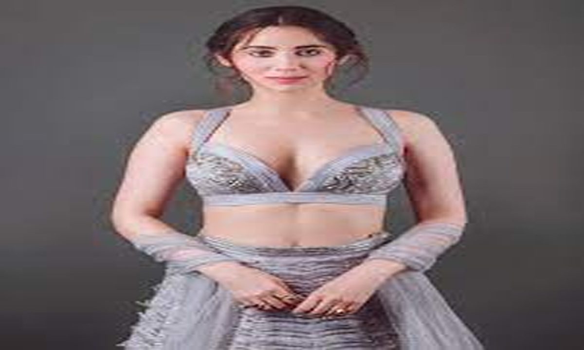 ज़हरा खान को मां के सफल नक्शेकदम पर चलने की इच्छा