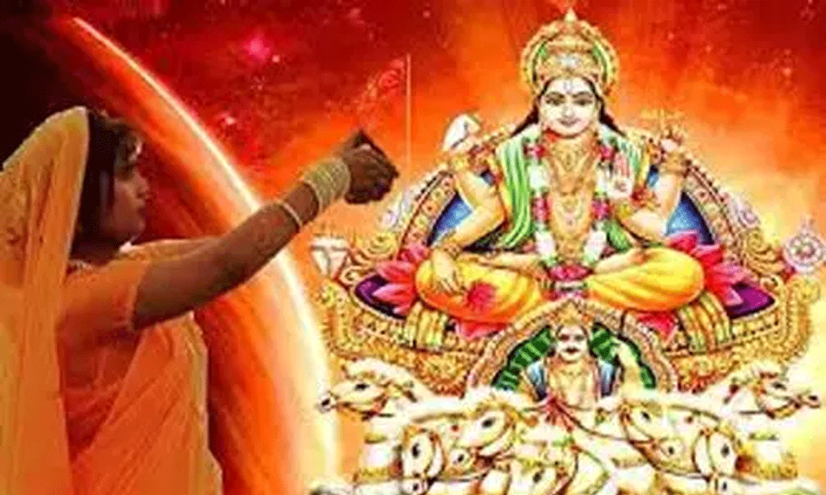 सूर्यदेव के इन शक्तिशाली मंत्रों का जरूर करें जाप