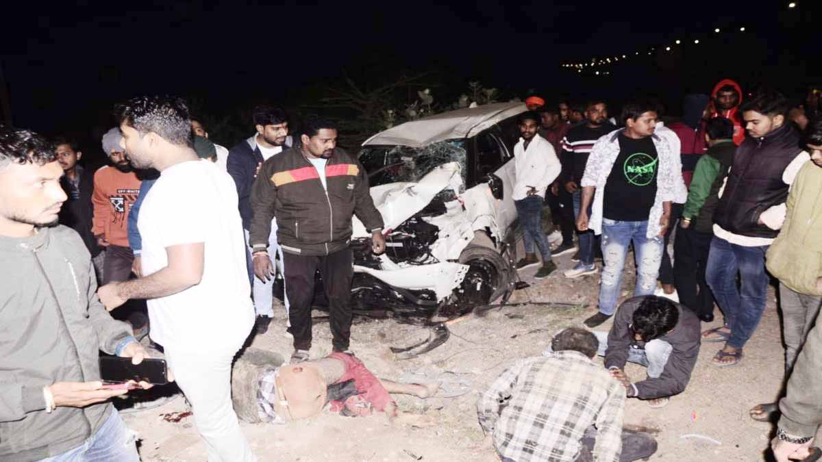 नशेड़ी ने लोगों पर चढ़ा दी कार, एक की मौत 3 घायल