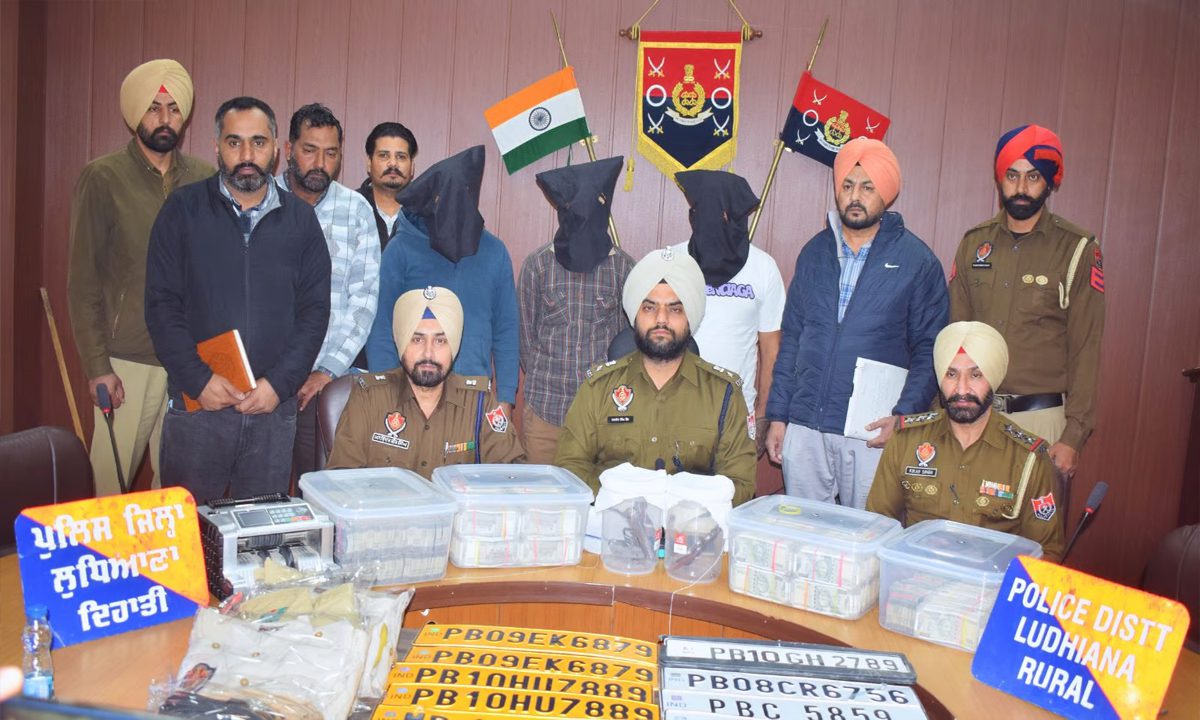 5,400 किलो पोस्ता भूसी, 1.25 करोड़ ड्रग मनी के साथ 3 गिरफ्तार