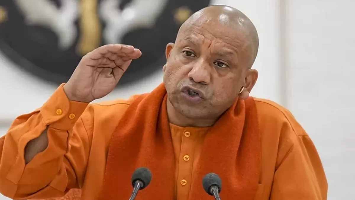 कंबल नहीं खरीदने पर तीन जिलों के डीएम से जवाब-तलब