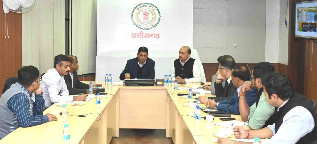 धान खरीदी और बोनस वितरण को लेकर मुख्य सचिव ने ली बैठक
