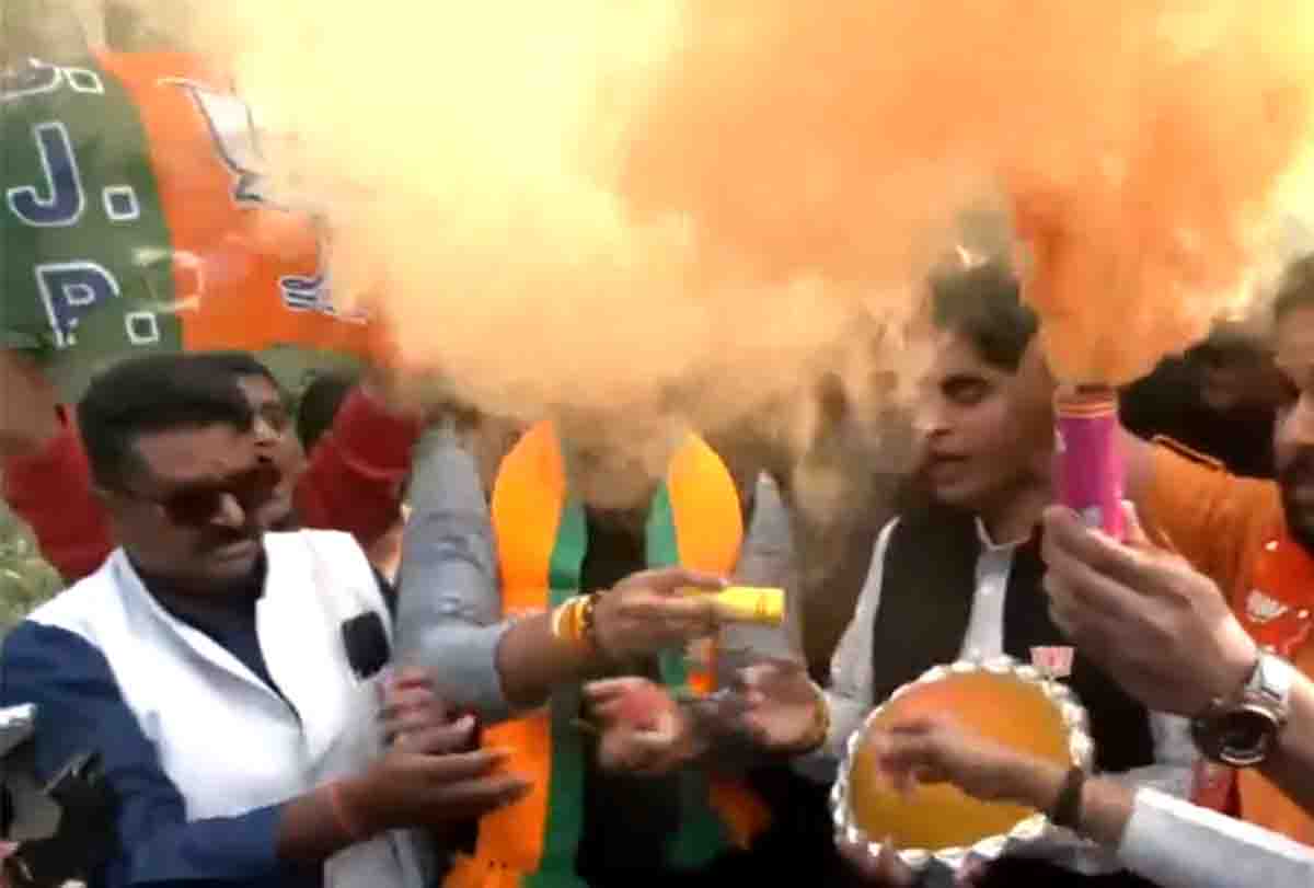 एमपी-छत्तीसगढ़-राजस्थान में बीजेपी का चला जादू, कार्यकर्ताओं ने दिल्ली भाजपा मुख्यालय में मनाया जश्न