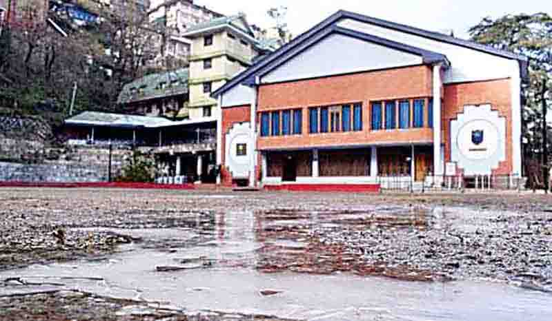 लक्कड़ बाजार ग्राउंड में इस हफ्ते से जमाई जाएगी बर्फ