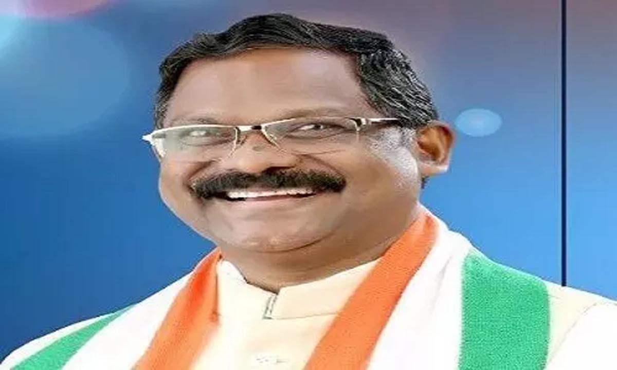 पूर्व मंत्री के मूंछ के पीछे पड़े बीजेपी विधायक, जानिए क्या है पूरा माजरा