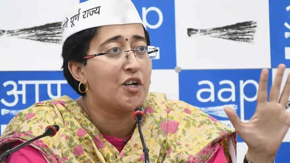 आतिशी को दिया कानून विभाग का प्रभार