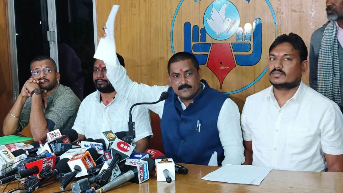 मोहम्मद अकबर ने कवर्धा में घुसपैठियो का नाम वोटर लिस्ट में जोड़ा, राष्ट्रवादी जनविचार संघ का आरोप