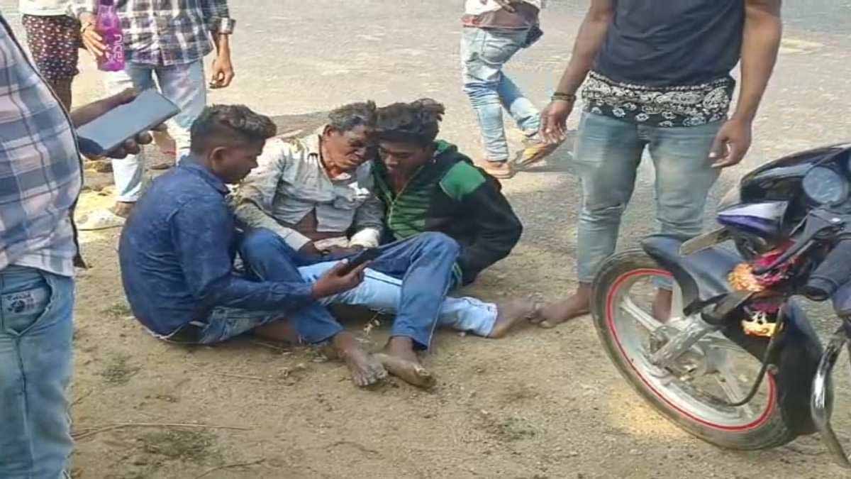 करंट से 2 बकरियों की मौत, चरवाहे भी घायल