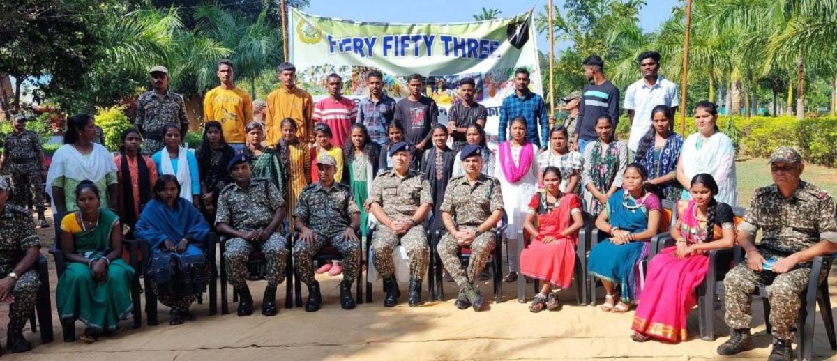 ITBP ने आदिवासी युवा युवतियों को करवाया भ्रमण