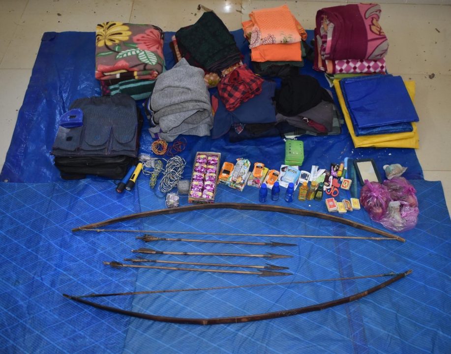 पुलिस ने नक्सली कैम्प को किया ध्वस्त