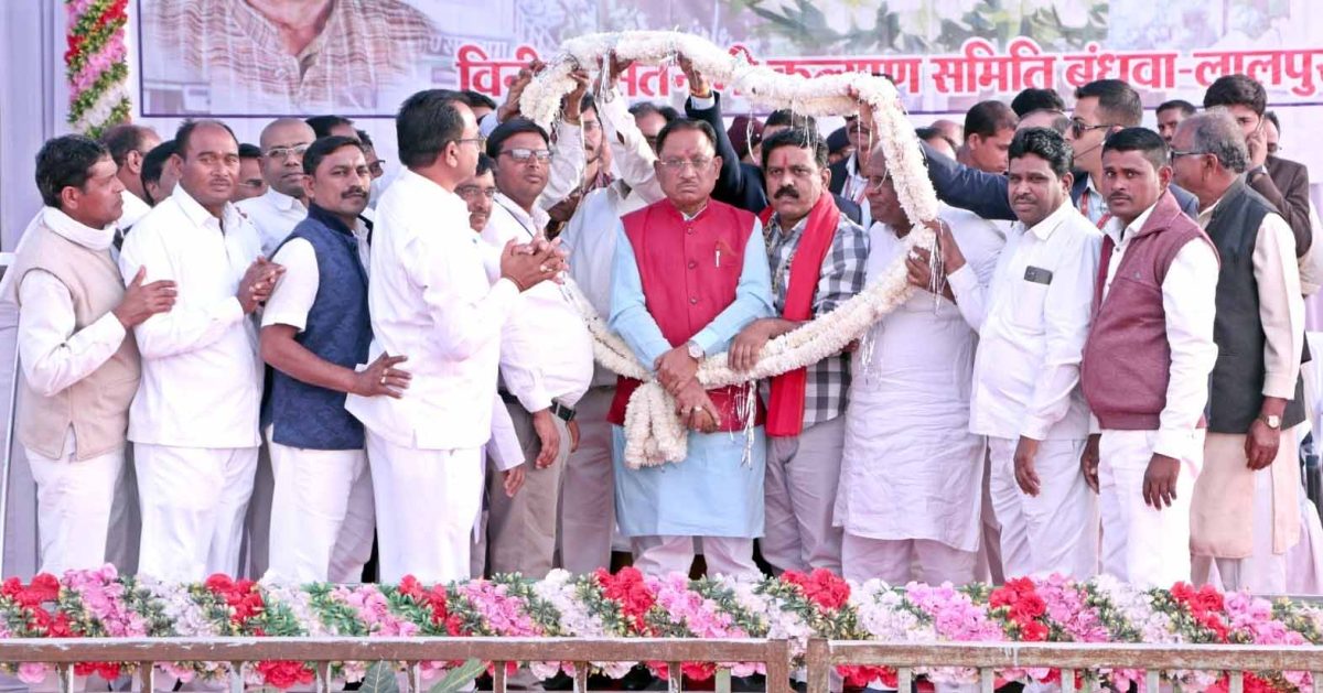 मुख्यमंत्री विष्णु देव साय ने गुरू घासीदास जयंती समारोह में हुए शामिल