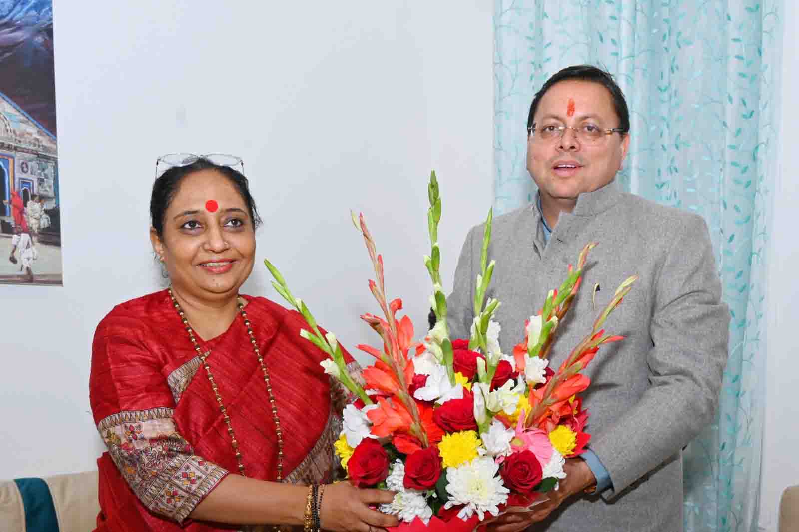 मुख्यमंत्री पुष्कर धामी से मिली विधानसभा अध्यक्ष ऋतु खंडूड़ी भूषण