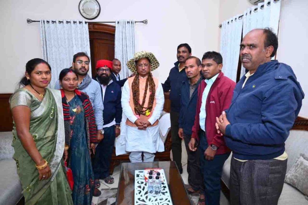 मुख्यमंत्री विष्णु देव साय से टाइगर रिजर्व संघर्ष समिति ने की मुलाकात